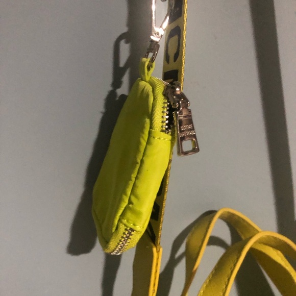 Steve Madden Neon Yellow Quilted Shoulder Bag - Picture 3 of 9